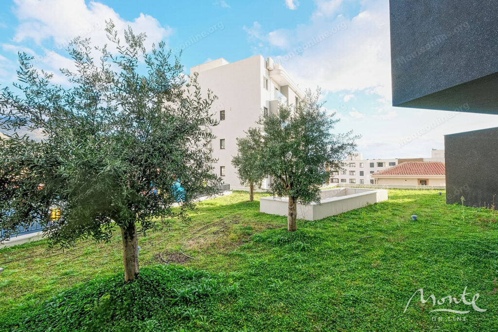 kvartira s 1 spalnej v zhilom komplekse s bassejnom bechichi 11