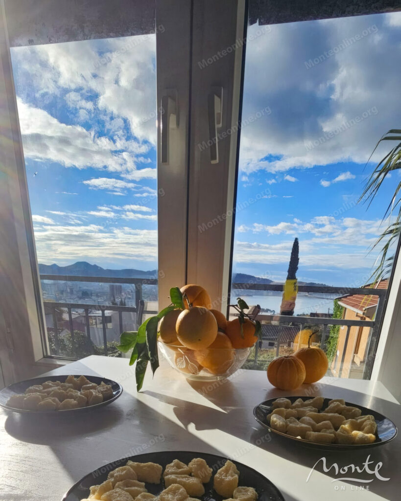 kvartira s 2 spalnyami i vidom na more v shushani bar 11