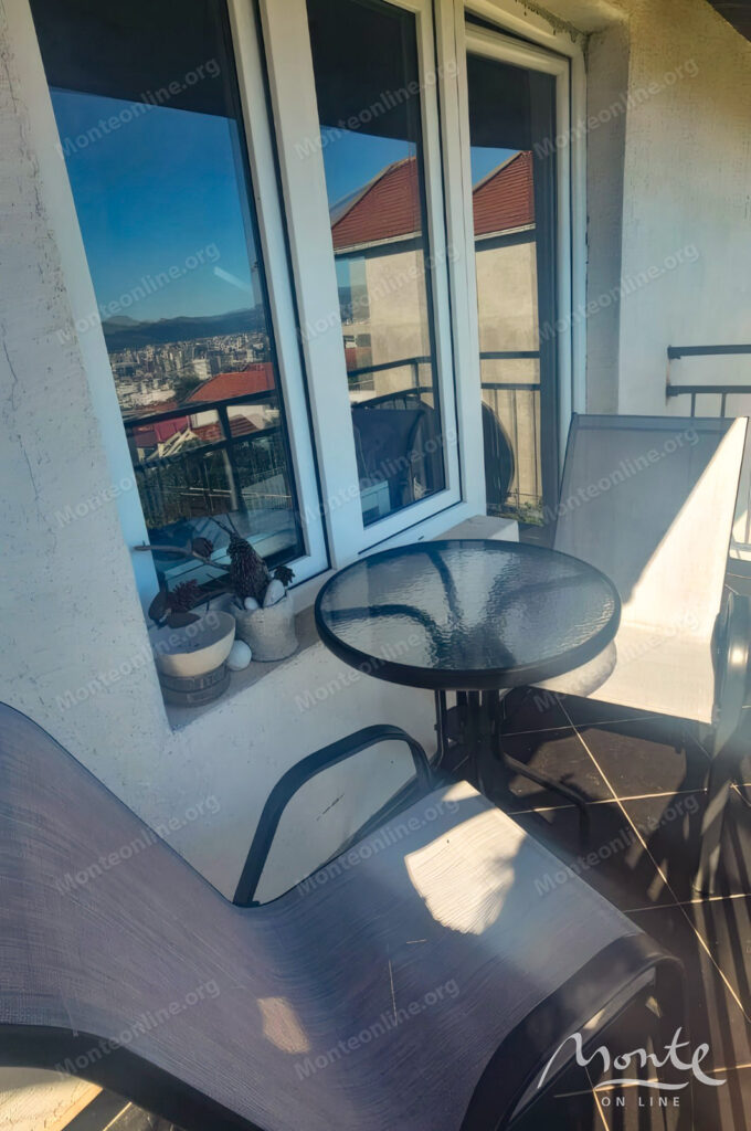 kvartira s 2 spalnyami i vidom na more v shushani bar 14