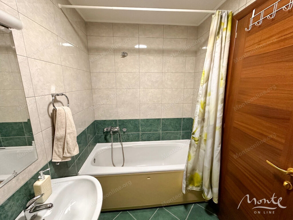 meblirovannaya kvartira s 2 spalnyami v czentre podgoriczy 12