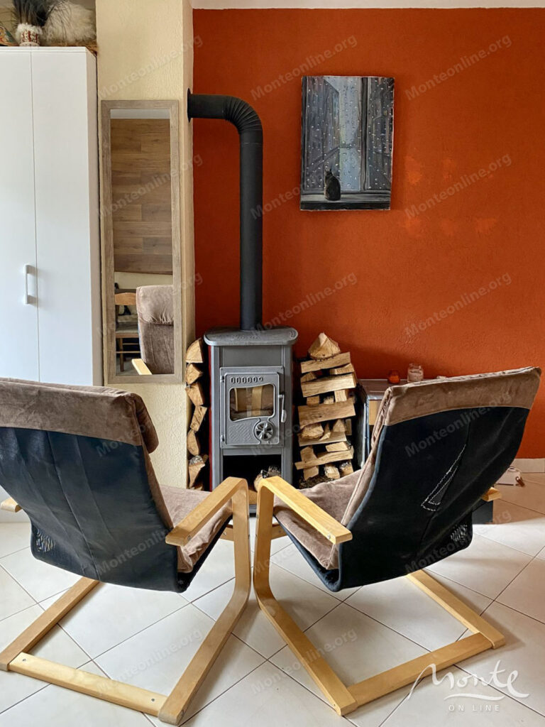 uyutnaya kvartira s 1 spalnej s panoramnym vidom na more i budvu 06