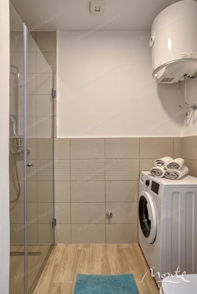 uyutnaya kvartira s 1 spalnej v sovremennom komplekse old bakery v budve 13