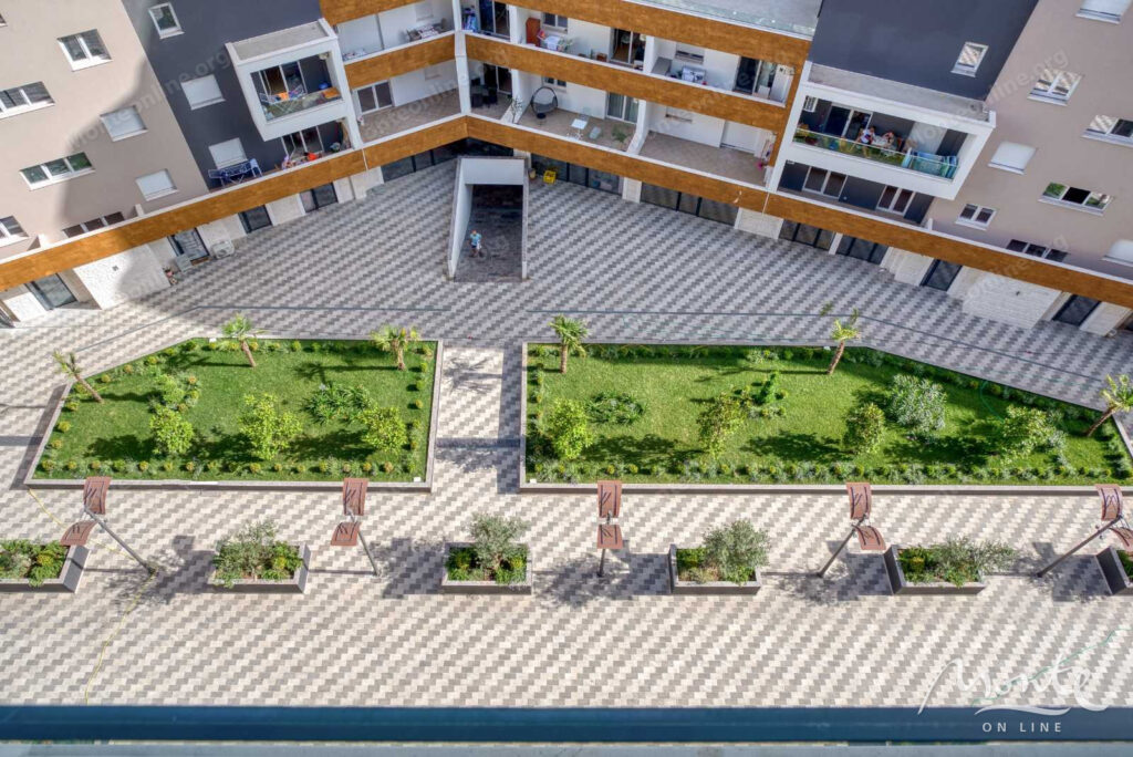 uyutnaya kvartira s 1 spalnej v sovremennom komplekse old bakery v budve 15