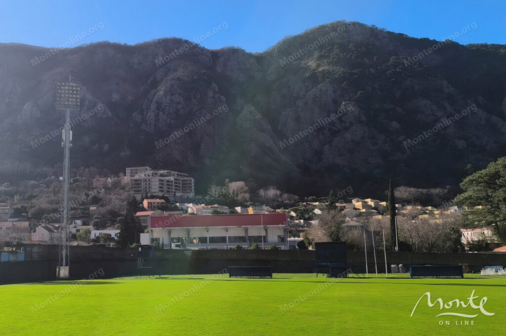 uyutnaya kvartira s 1 spalnej v spokojnoj chasti kotora 16