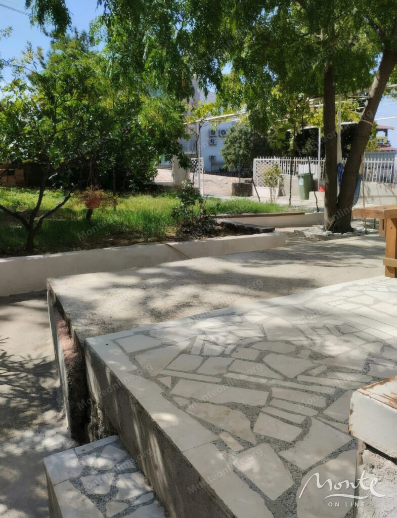 dom s vidom na more i potenczialom mini otelya v dobra voda bar 06