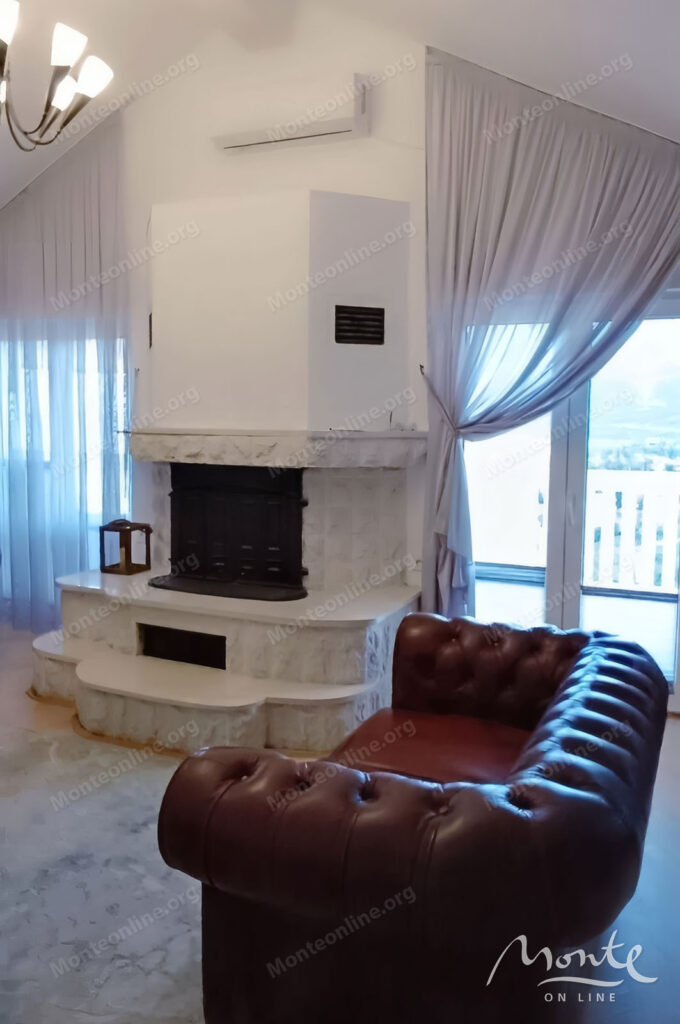 elegantnaya kvartira s 3 spalnyami kaminom i panoramnoj terrasoj u vhoda v boko kotorskij zaliv 06