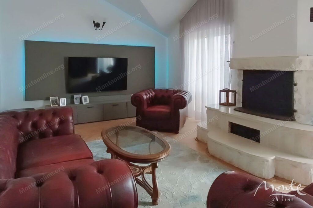 elegantnaya kvartira s 3 spalnyami kaminom i panoramnoj terrasoj u vhoda v boko kotorskij zaliv 08