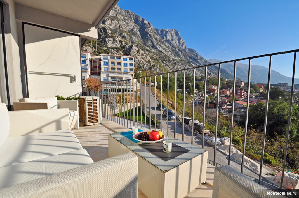 elegantnaya rezidencziya s panoramnym vidom na more v dobrote 15