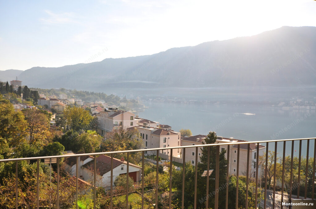 elegantnaya rezidencziya s panoramnym vidom na more v dobrote 17