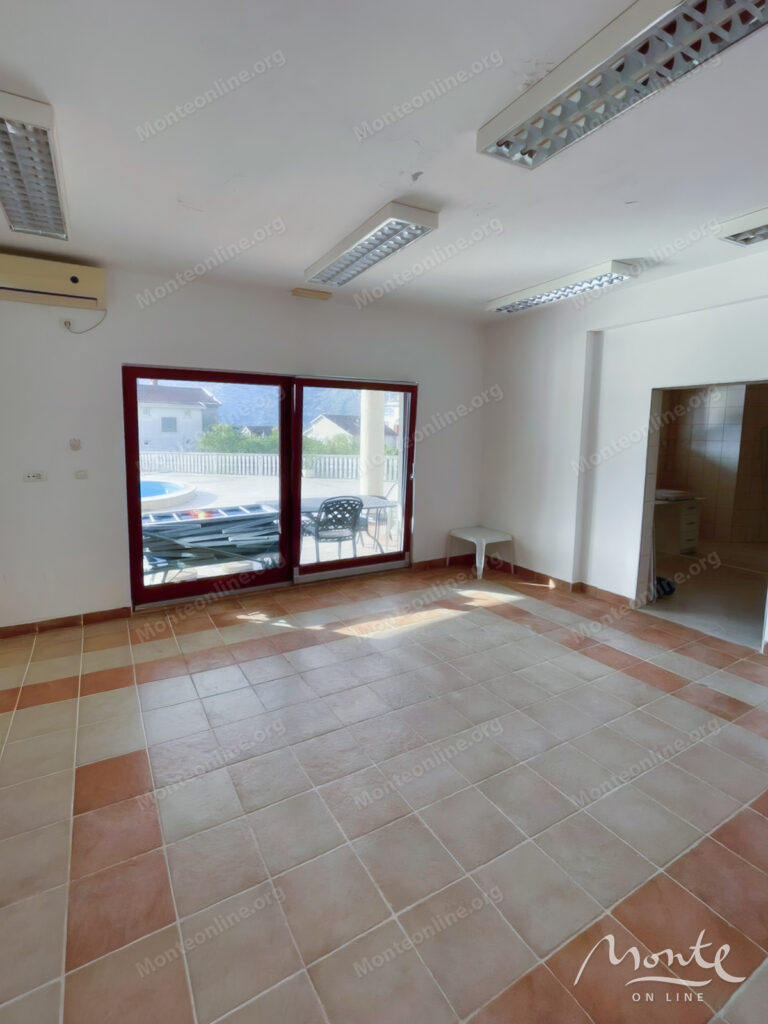 kommercheskoe pomeshhenie v zhilom komplekse roman gardens risan 05