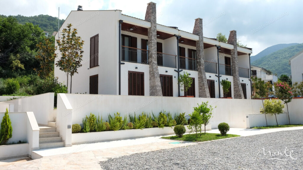 Квартира с 1 спальней в новом жилом комплексе в Тивате