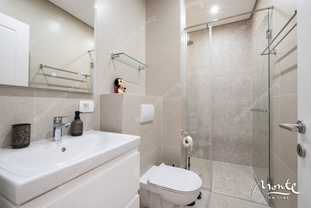 novyj apartament s 2 spalnyami i prostornoj terrasoj v rajone mrchevacz tivat 28