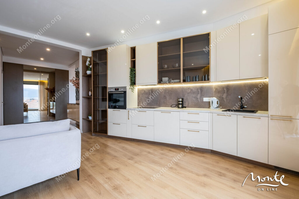 novyj apartament s 2 spalnyami v sovremennom zhilom dome v tivate 10