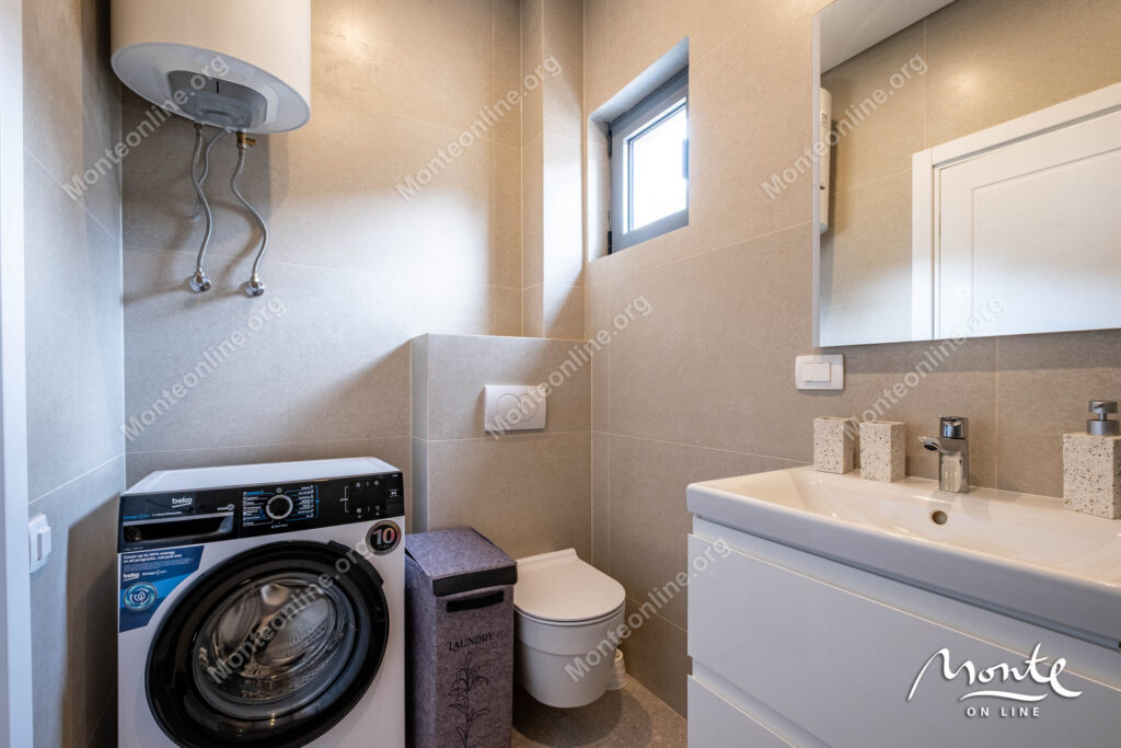 novyj apartament s 2 spalnyami v sovremennom zhilom dome v tivate 18