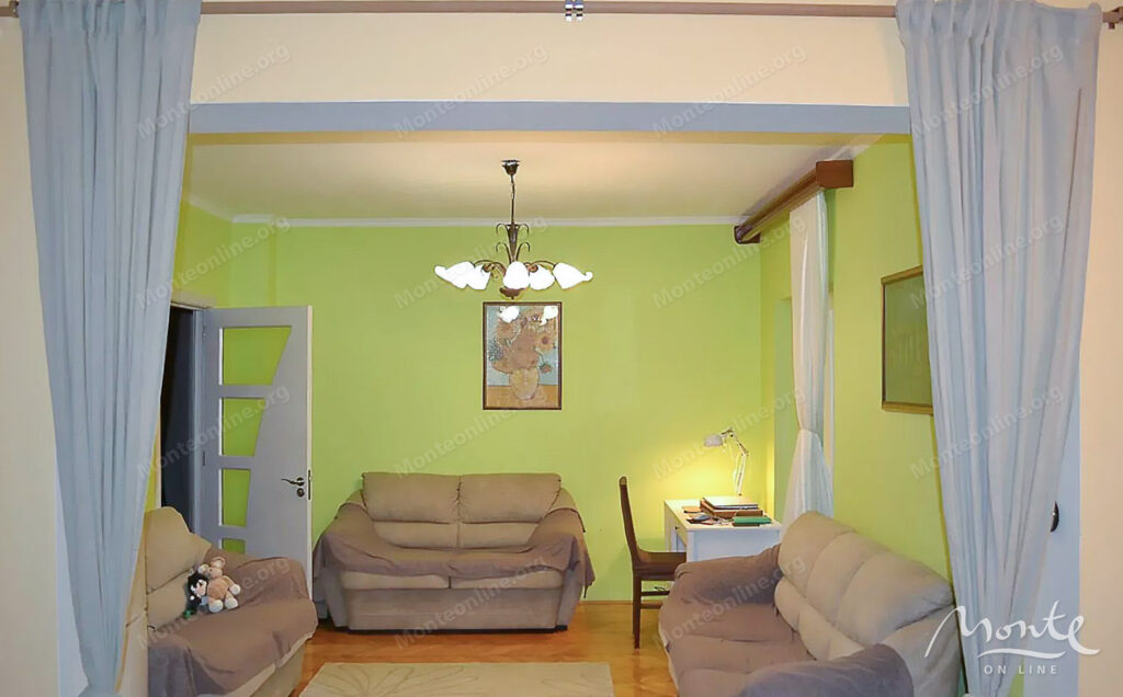 prostornaya kvartira s 2 spalnyami i vidom na gory v herczeg novi 02