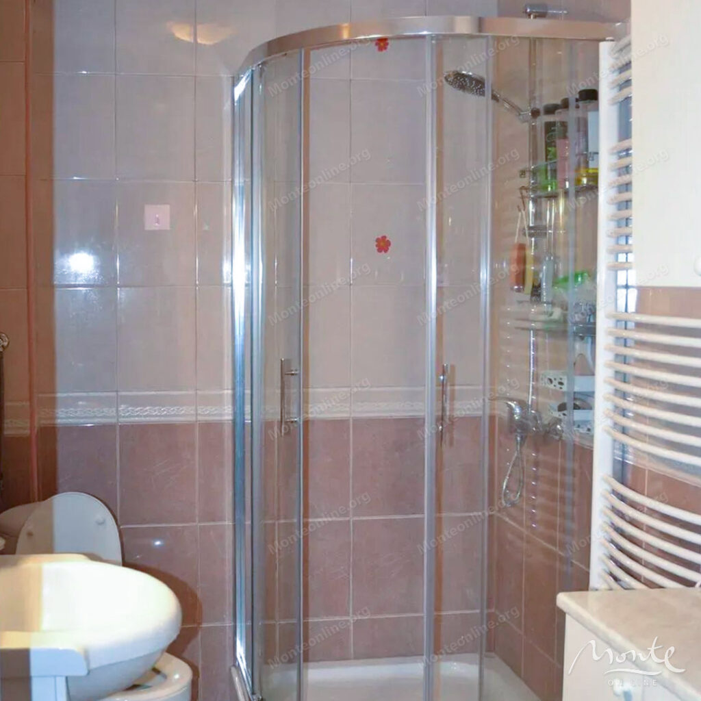 prostornaya kvartira s 2 spalnyami i vidom na gory v herczeg novi 07