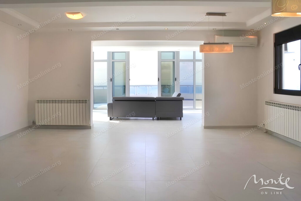 roskoshnyj penthaus s vidom na more 3 spalni bassejn i idealnaya lokacziya 06