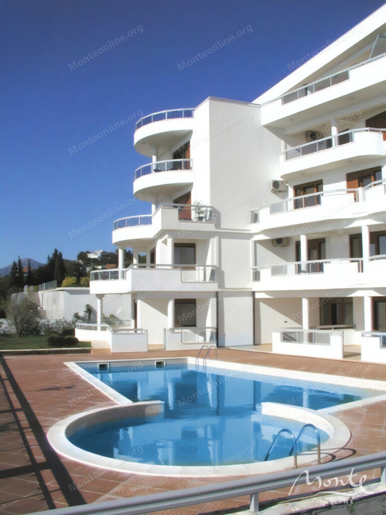 roskoshnyj penthaus s vidom na more 3 spalni bassejn i idealnaya lokacziya 18