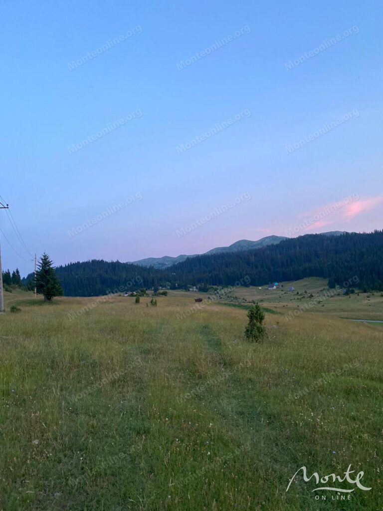 uchastok pod eko i selskij turizm v rajone zhablyaka sinyaevina 02