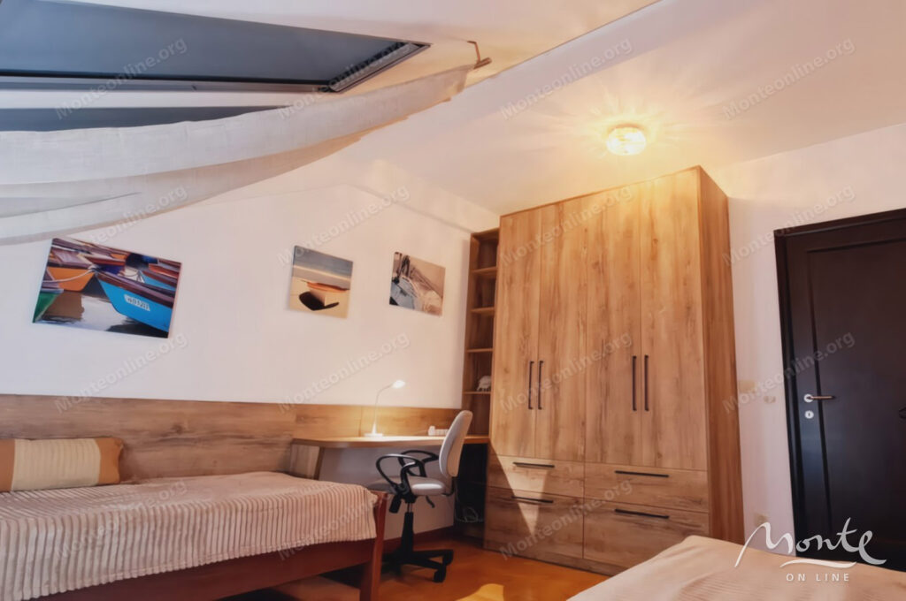 unikalnyj penthaus s 2 spalnyami i bolshoj terrasoj v czentre budvy 11