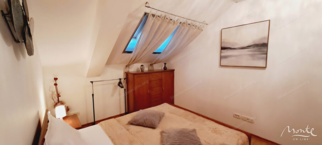 unikalnyj penthaus s 2 spalnyami i bolshoj terrasoj v czentre budvy 17