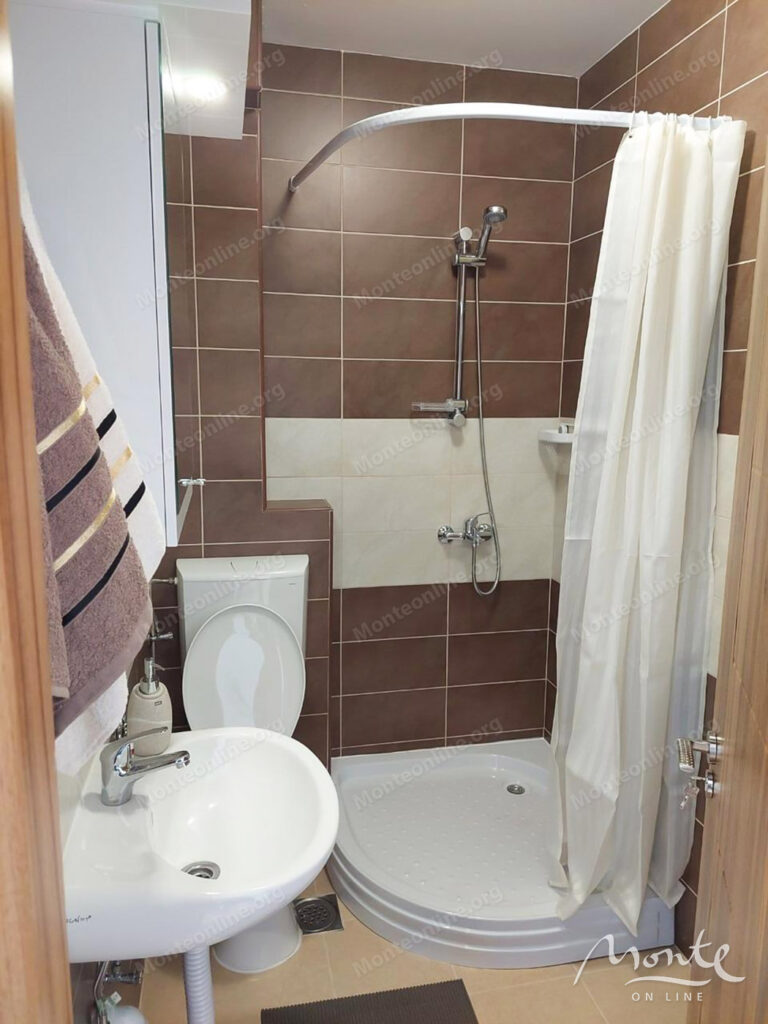 uyutnaya kvartira s 1 spalnej i vidom na more v dzhenovichah herczeg novi 12