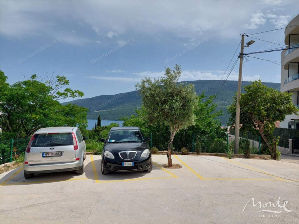 uyutnaya kvartira s 1 spalnej i vidom na more v dzhenovichah herczeg novi 14