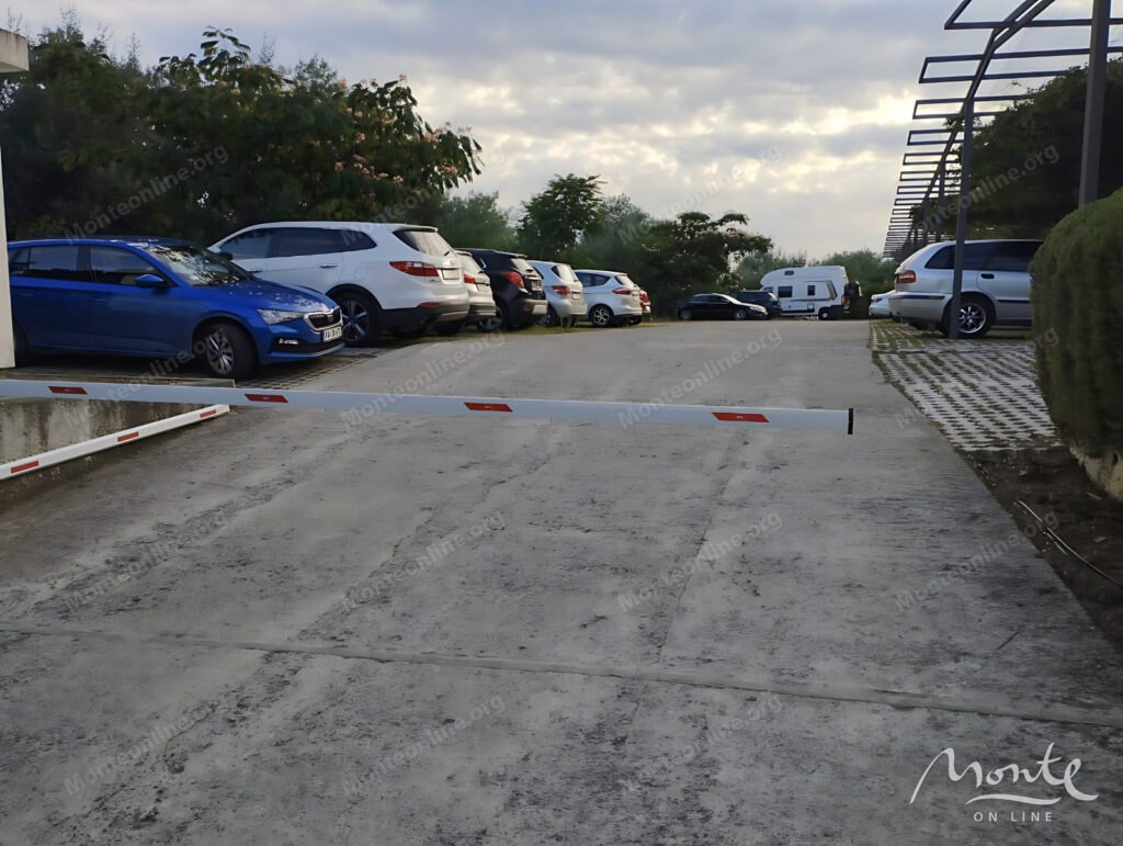 eksklyuzivnye apartamenty s panoramnym vidom na more v dzhenovichi boko kotorskij zaliv kompleks acacia hill 08