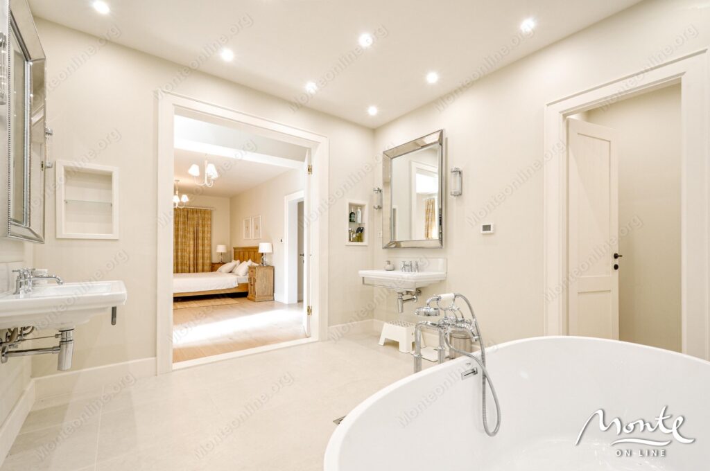 elitnyj kamennyj osobnyak na 1 linii morya v dobrote kotor 31