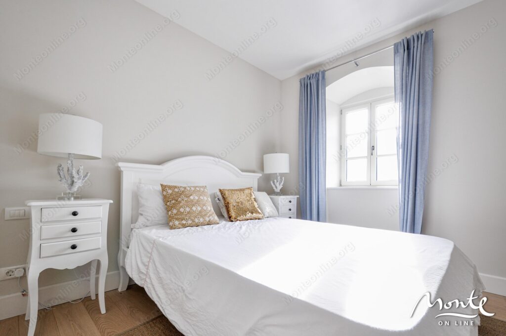 elitnyj kamennyj osobnyak na 1 linii morya v dobrote kotor 34