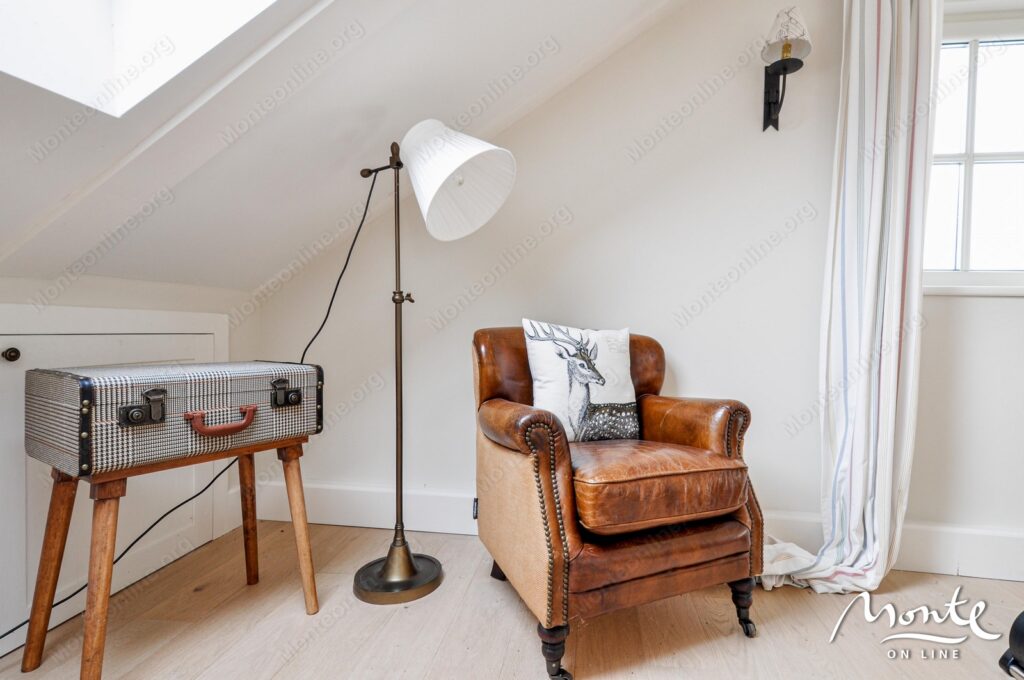 elitnyj kamennyj osobnyak na 1 linii morya v dobrote kotor 43