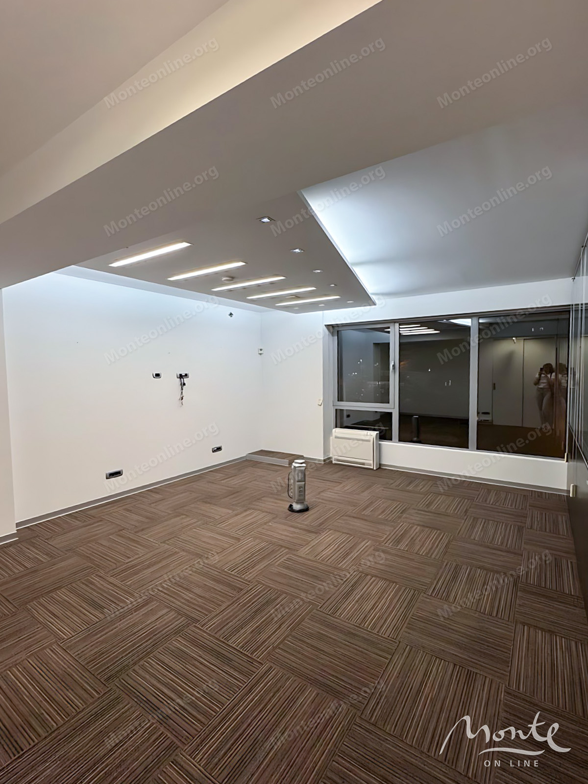 Hotel 80 m² in Kotor, Montenegro