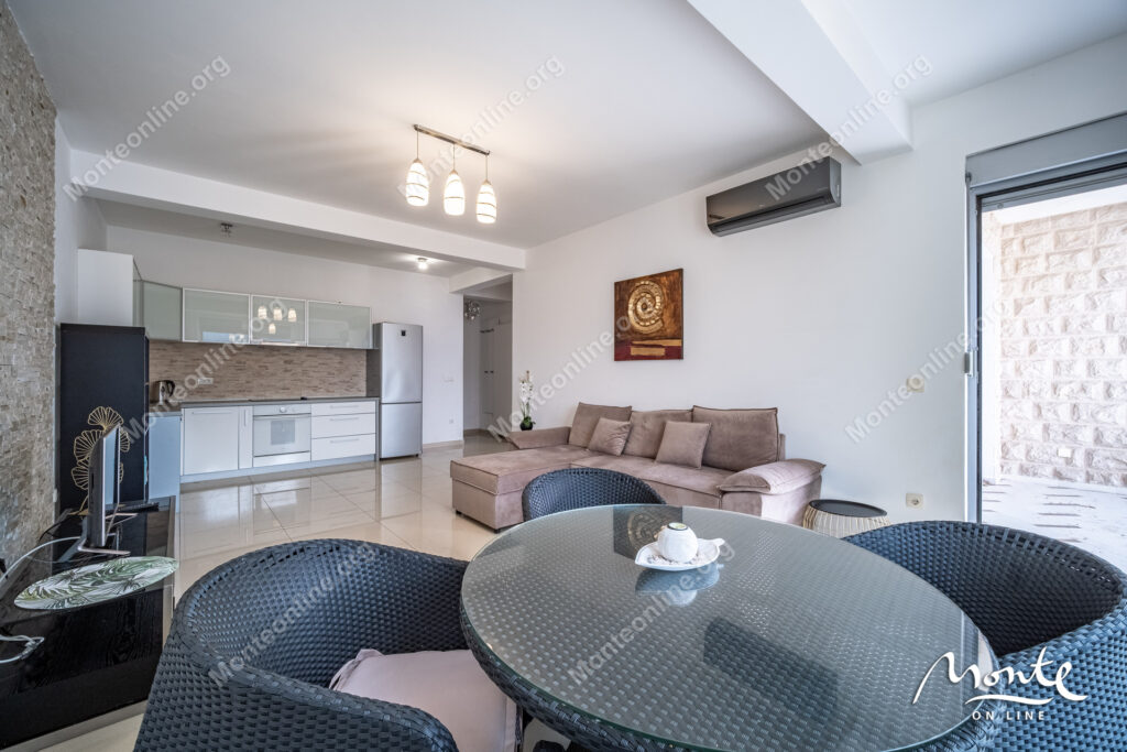 kvartira s 1 spalnej v dobrote s vidom na more i prostornoj terrasoj 08