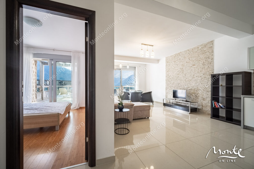 kvartira s 1 spalnej v dobrote s vidom na more i prostornoj terrasoj 14