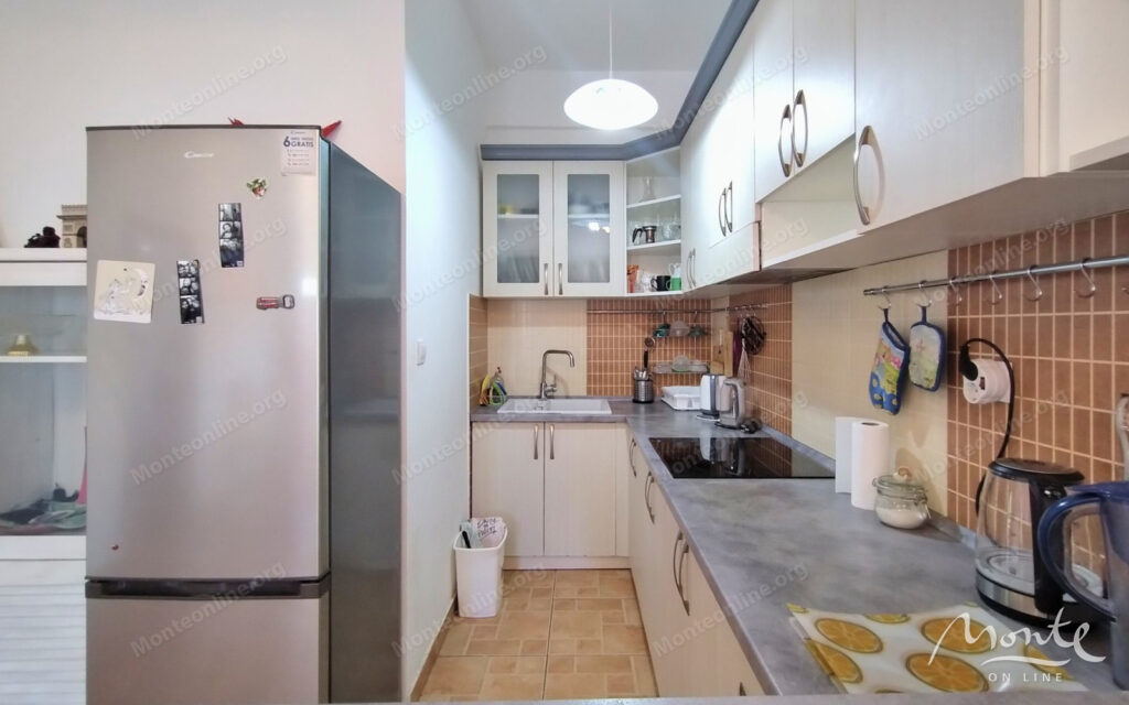 kvartira s 1 spalnej v klubnom dome s bassejnom v budve 09