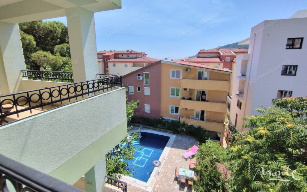 kvartira s 1 spalnej v klubnom dome s bassejnom v budve 21