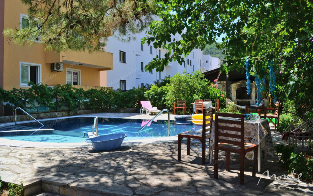 kvartira s 1 spalnej v klubnom dome s bassejnom v budve 23