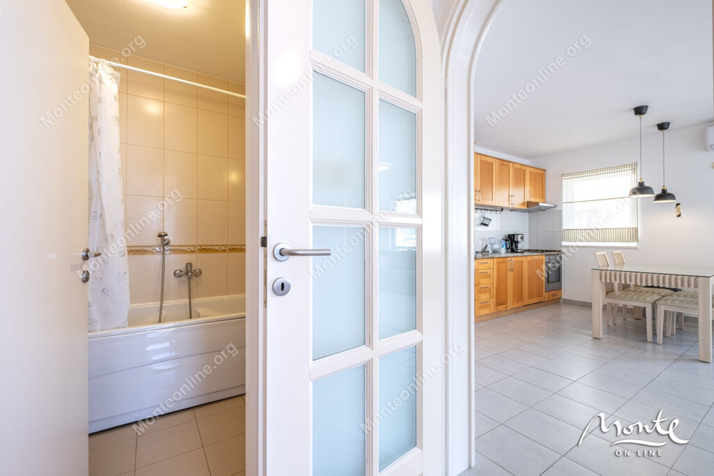 2-bedroom apartment with a sea view and an old building in Muo 15