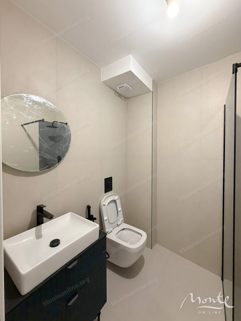 lyuks kvartira s 1 spalnej v samom czentre bara 600 m do morya 06