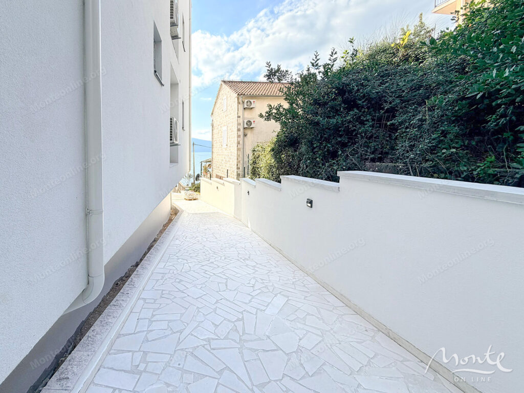 New one-bedroom apartment on the first line in Tivate, premium canvas for your interier 08