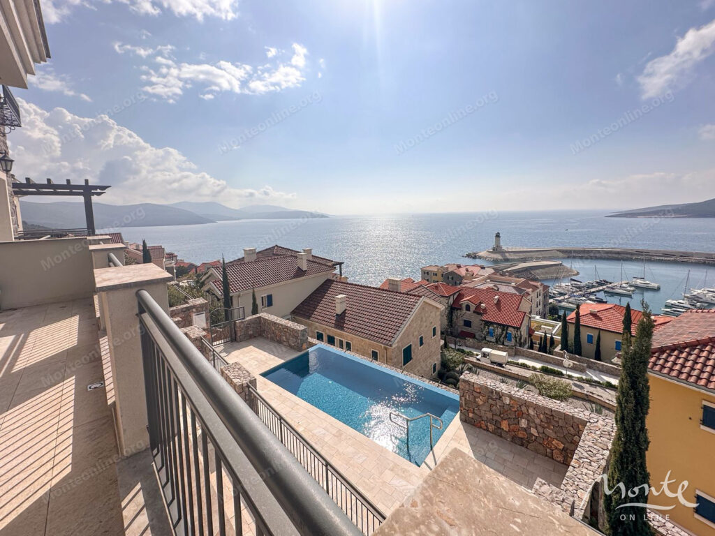 prostornaya elegantnost s vidom na million apartamenty v marina village lustica bay 02