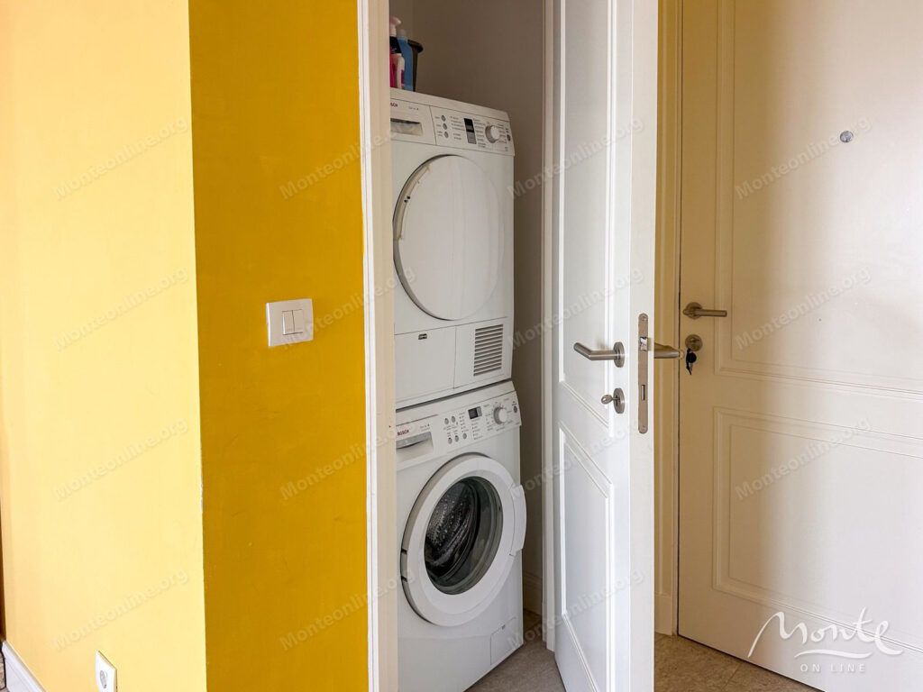 prostornaya elegantnost s vidom na million apartamenty v marina village lustica bay 09