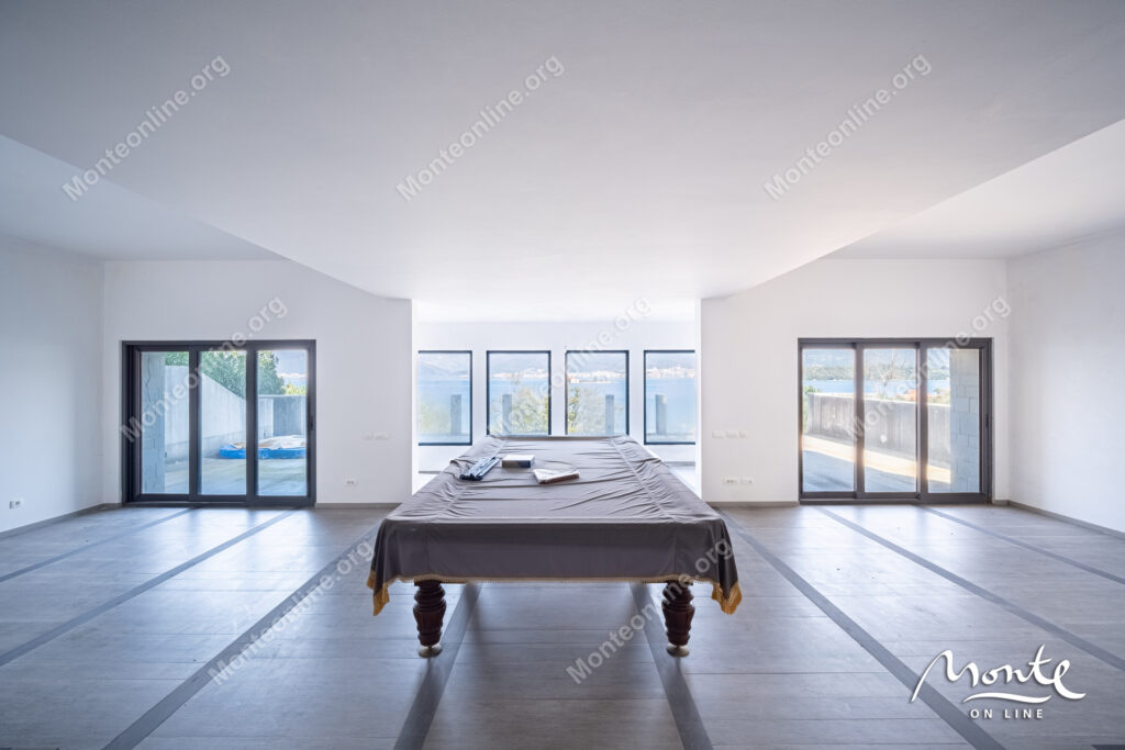 roskoshnaya villa na pervoj linii morya v krashichi tivat 15