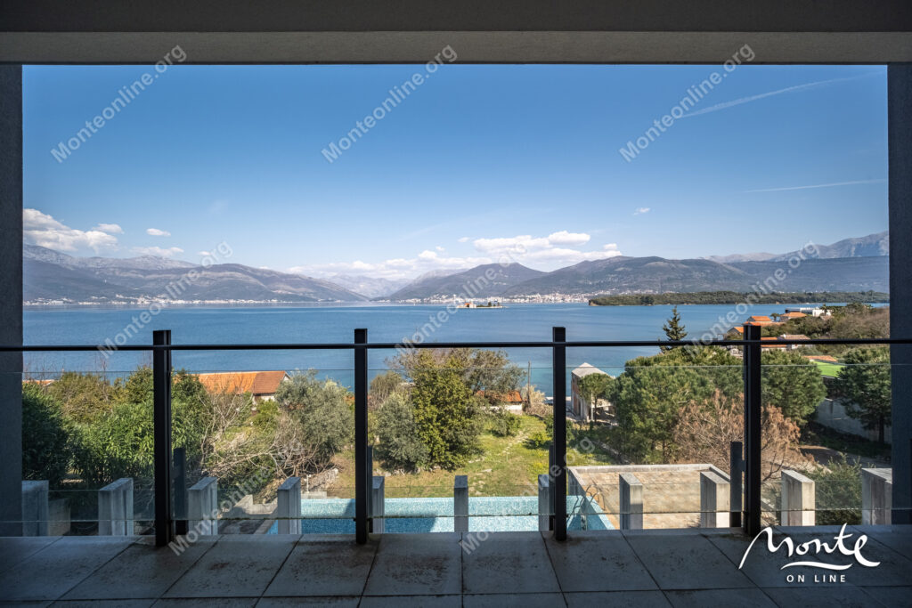 roskoshnaya villa na pervoj linii morya v krashichi tivat 29