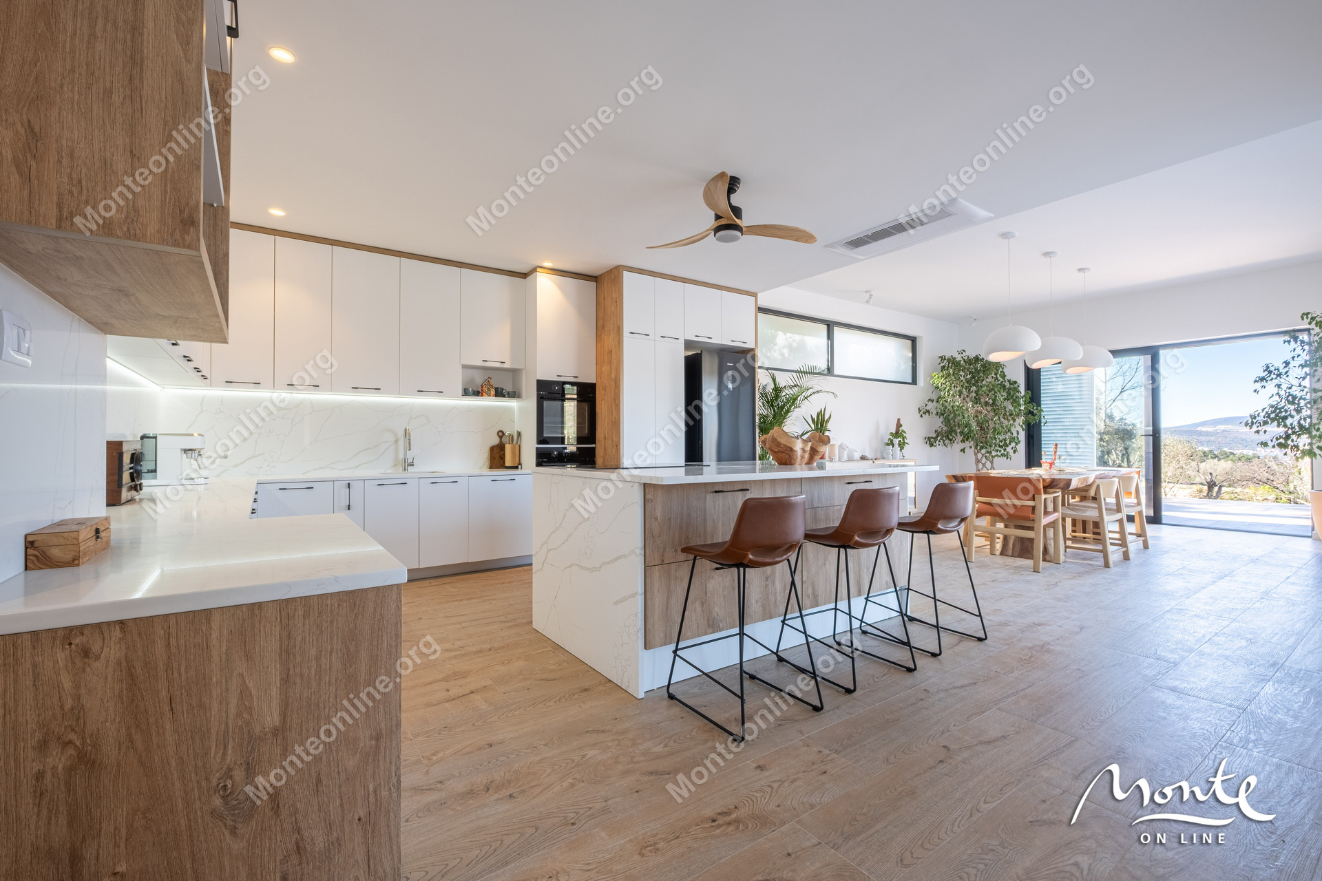 Willa 3 pokoi 240 m² Tivat, Czarnogóra