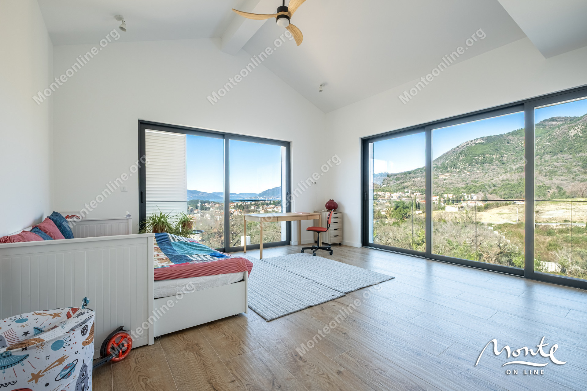 Willa 3 pokoi 240 m² Tivat, Czarnogóra
