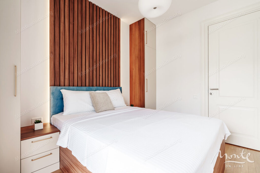 svetlaya kvartira s 2 spalnyami v komplekse skyline resort bechichi 12