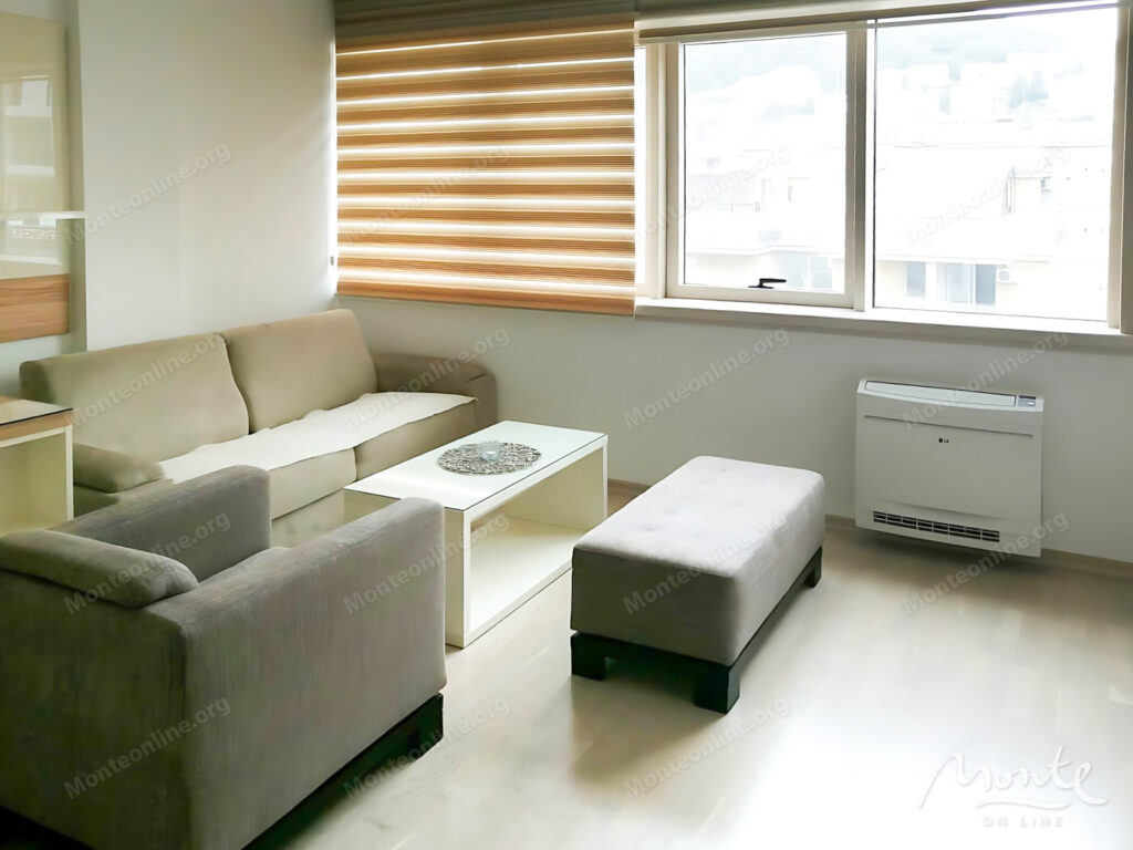 uyutnaya kvartira c 1 spalnej v czentre budvy 01