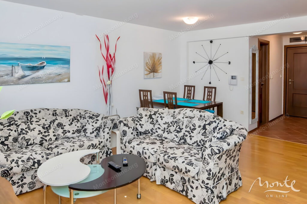 kvartira s 1 spalnej s panoramnym vidom na more v gorode petrovacz 02