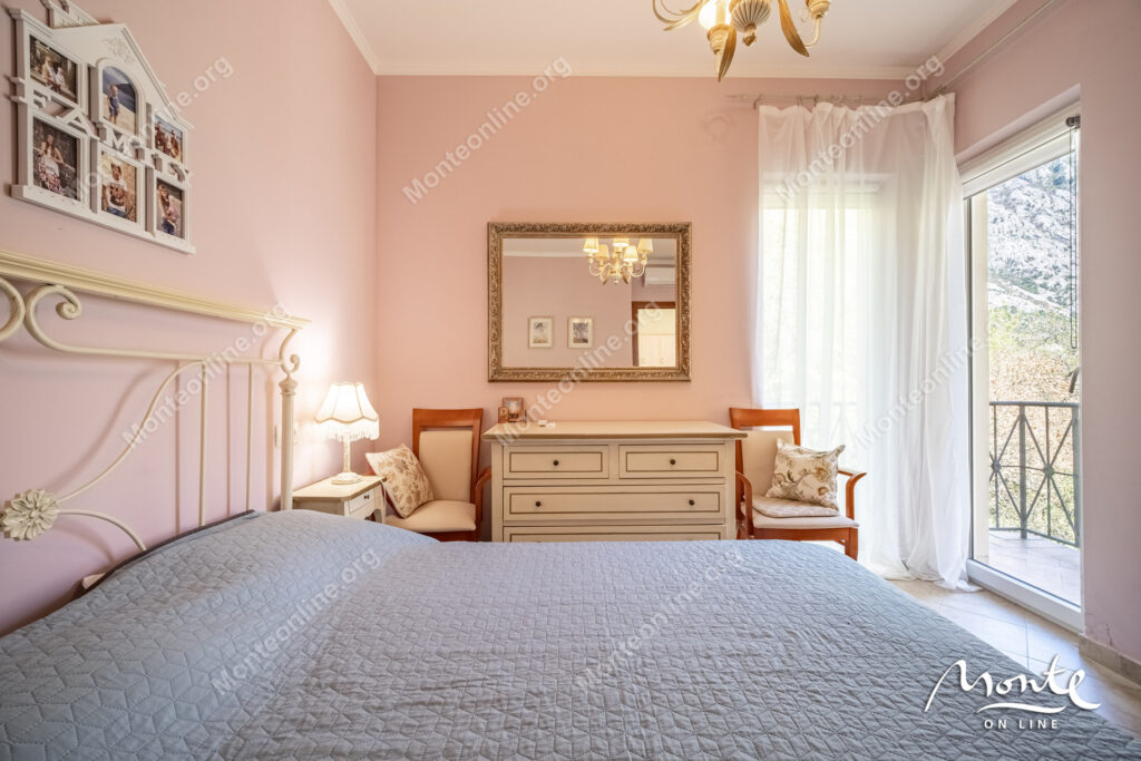 panoramnyj apartament s 1 spalnej v komplekse s bassejnom orahovacz 24